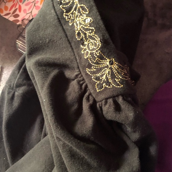 Lot of five women’s extra large shirts - Picture 5 of 6